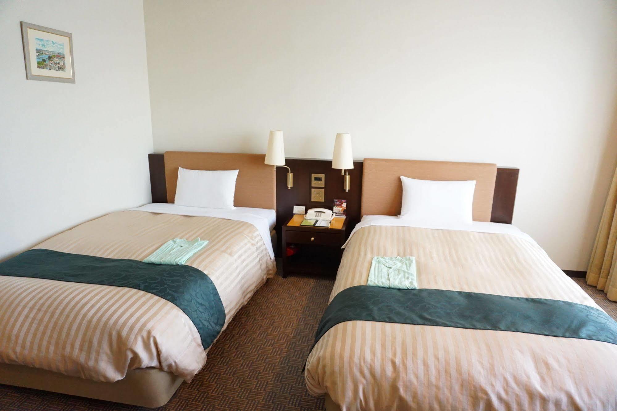 Kkr Hotel Hakata Fukuoka  Buitenkant foto