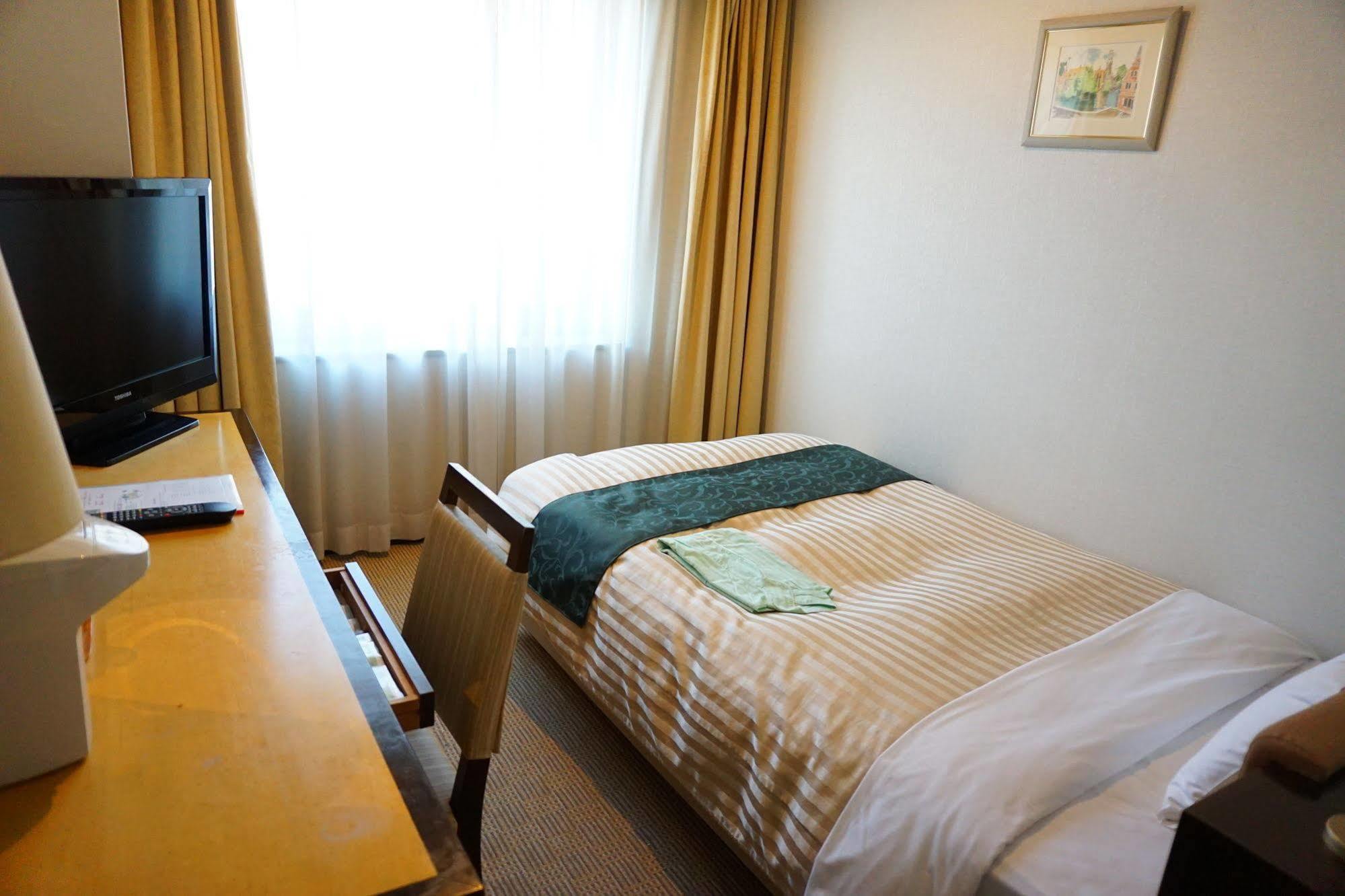 Kkr Hotel Hakata Fukuoka  Buitenkant foto