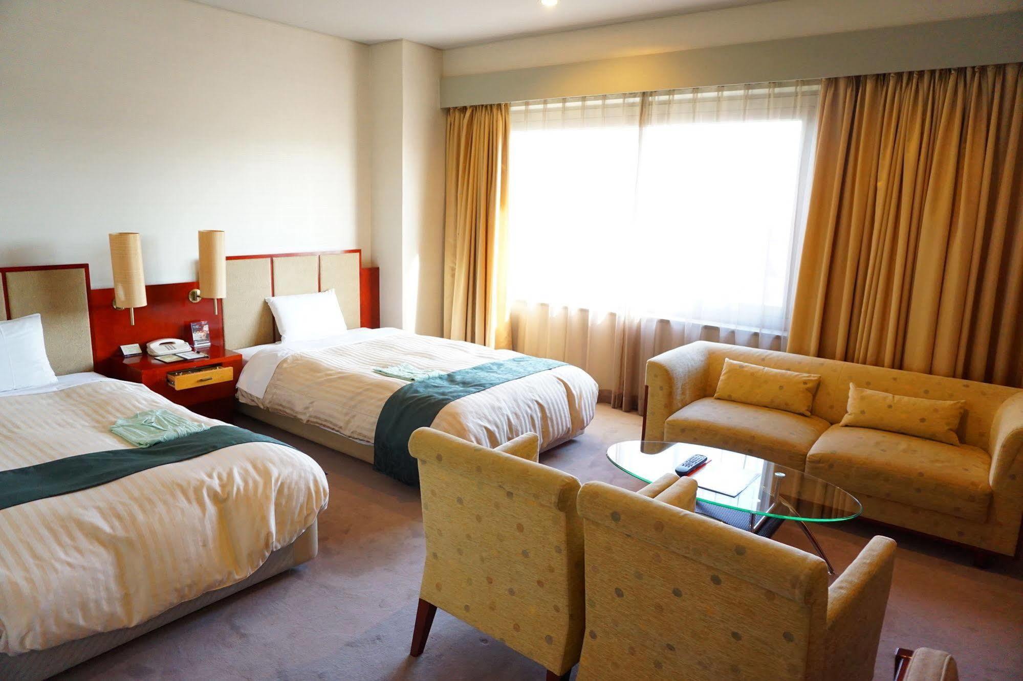 Kkr Hotel Hakata Fukuoka  Buitenkant foto