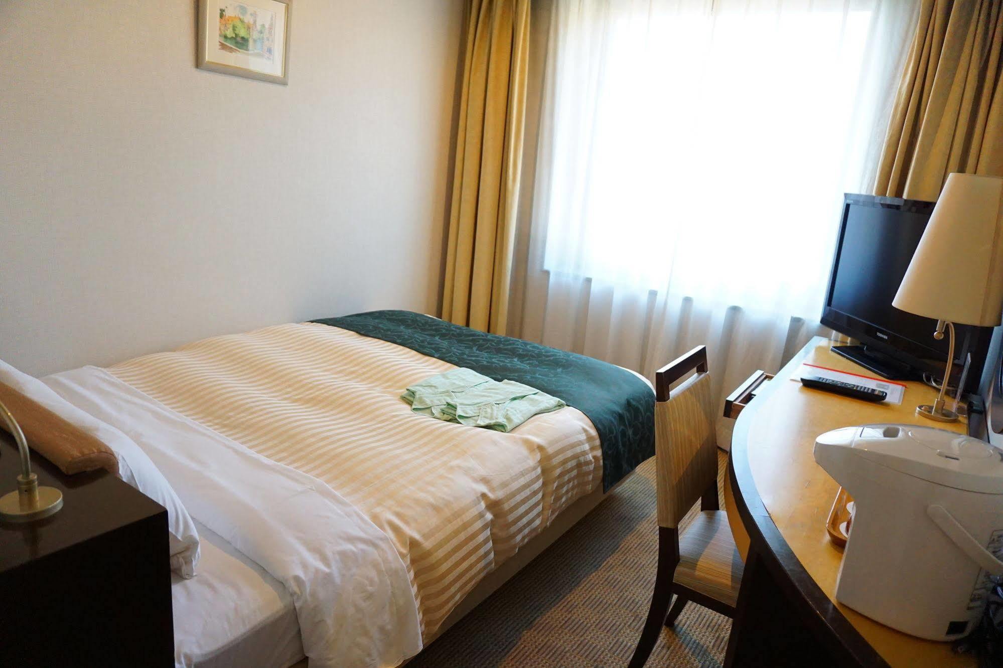 Kkr Hotel Hakata Fukuoka  Buitenkant foto